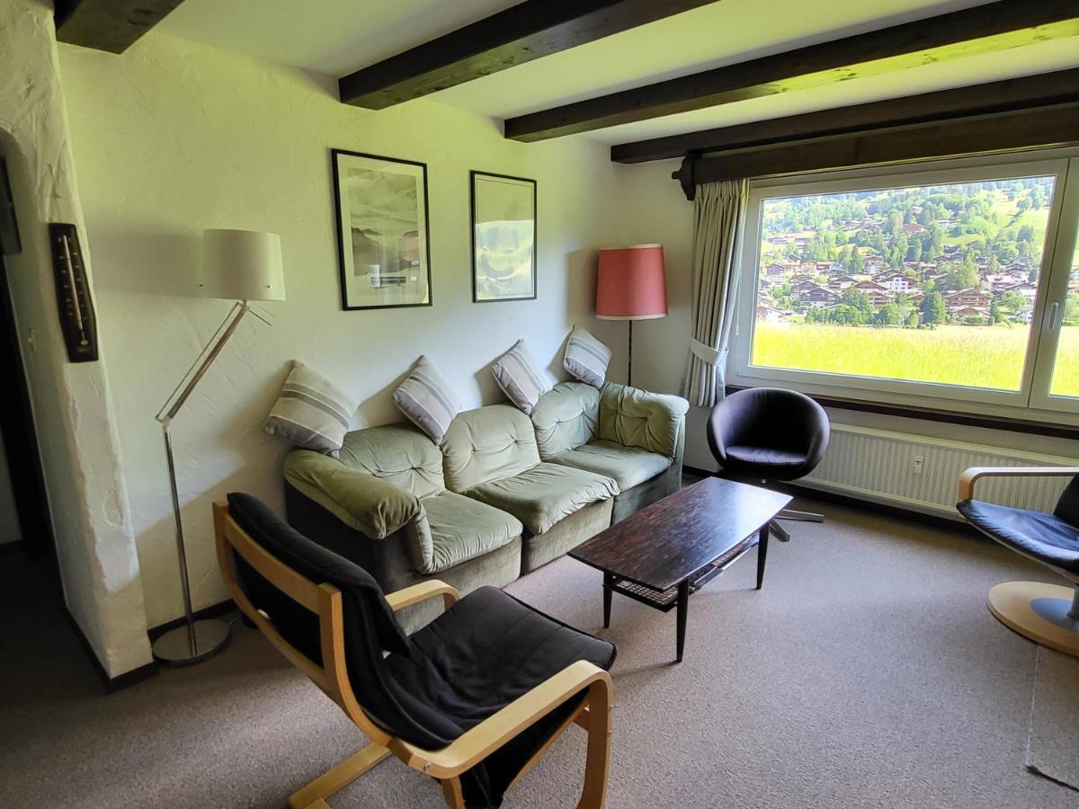 Appartement In Hus Signal Met Prachtig Uitzicht Op De Bergen Klosters Exterior foto