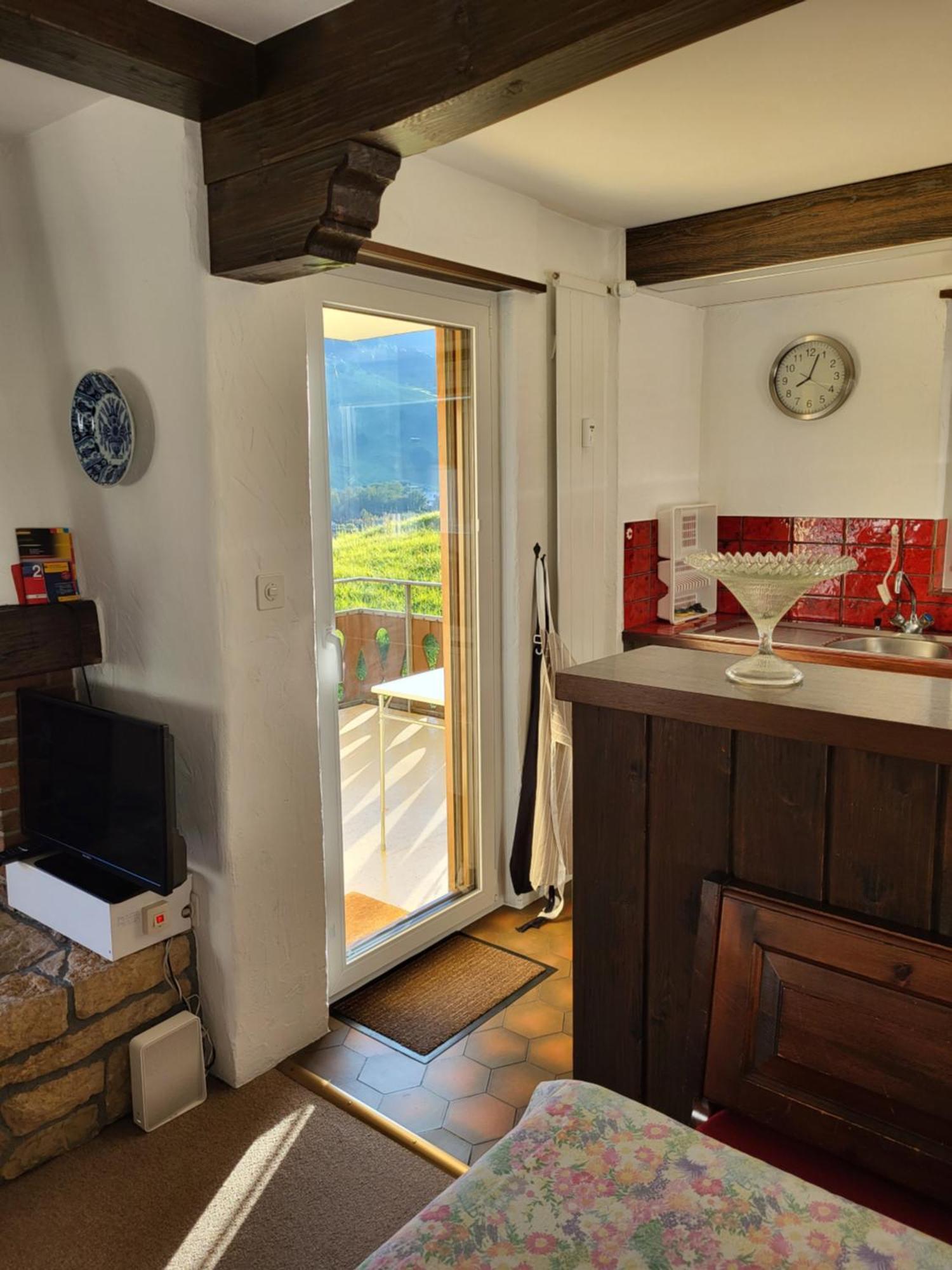 Appartement In Hus Signal Met Prachtig Uitzicht Op De Bergen Klosters Exterior foto